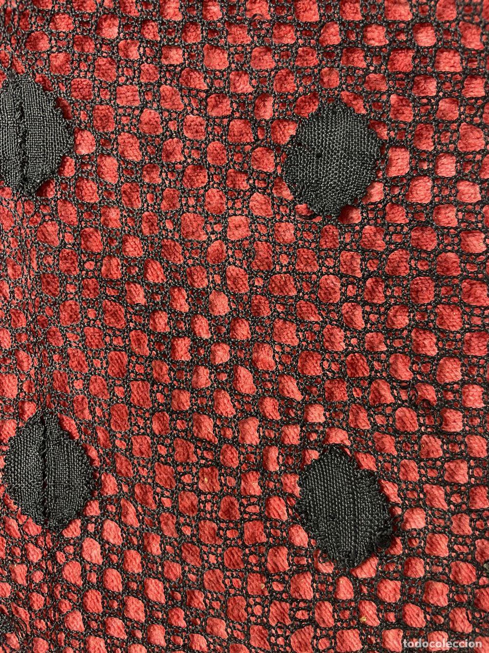 Antig&uuml;edades: MANTILLA RECTANGULAR. BORDADA A MANO. ESPA&Ntilde;A. SIGLO XIX - Foto 31