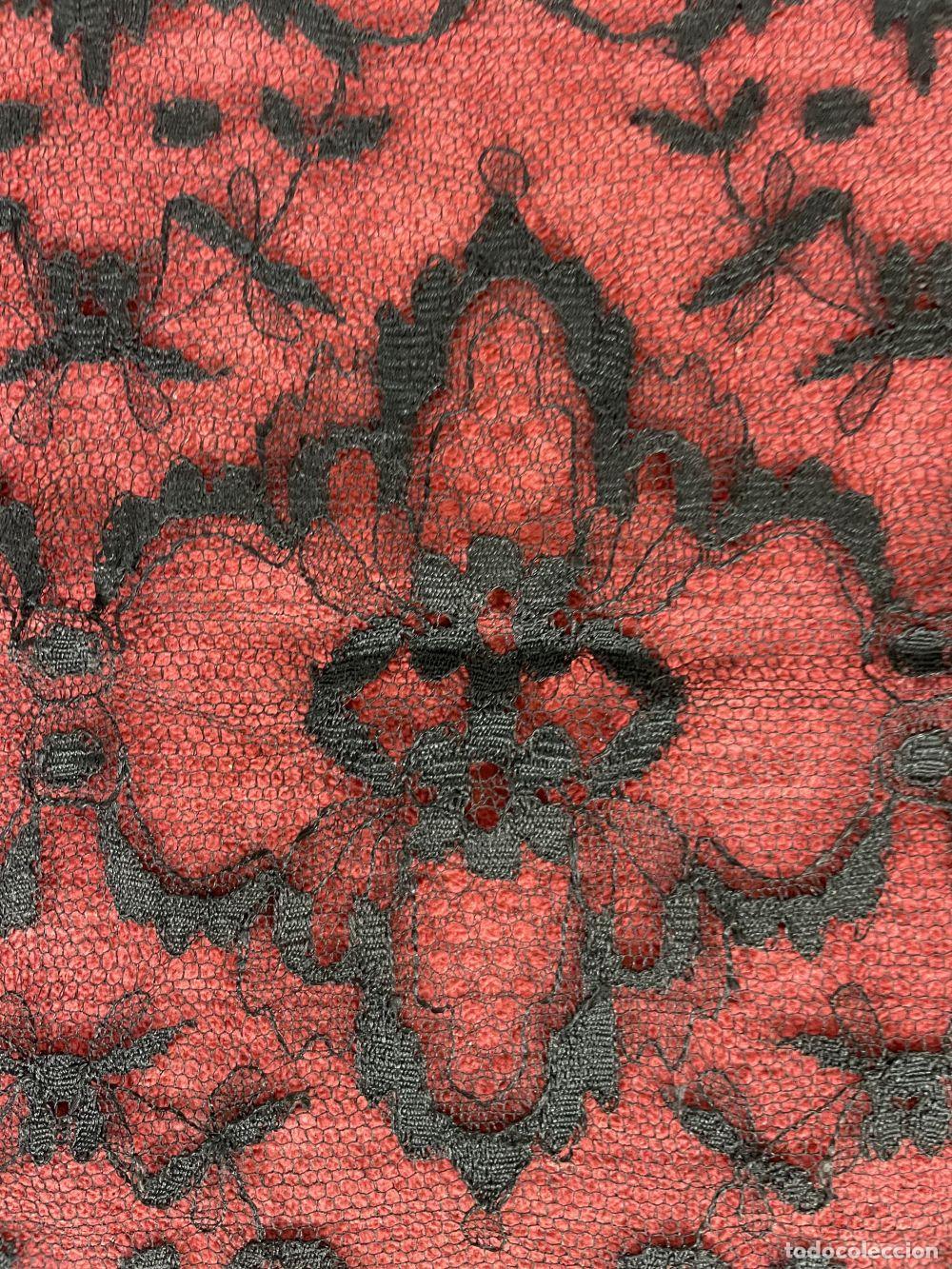 Antig&uuml;edades: MANTILLA RECTANGULAR. BORDADA A MANO. ESPA&Ntilde;A. SIGLO XIX - Foto 16
