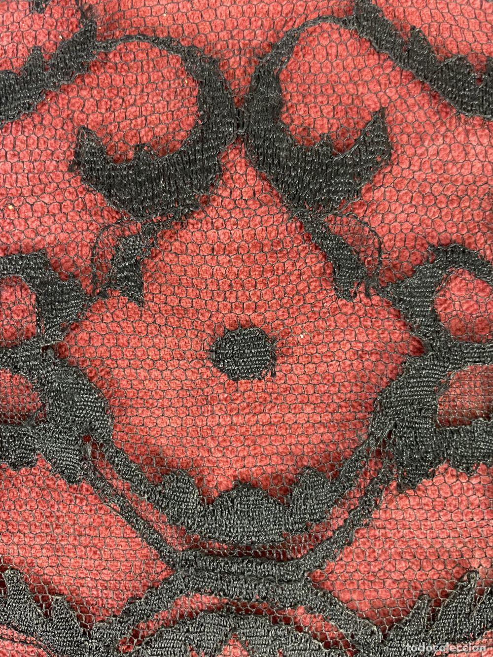 Antig&uuml;edades: MANTILLA RECTANGULAR. BORDADA A MANO. ESPA&Ntilde;A. SIGLO XIX - Foto 19