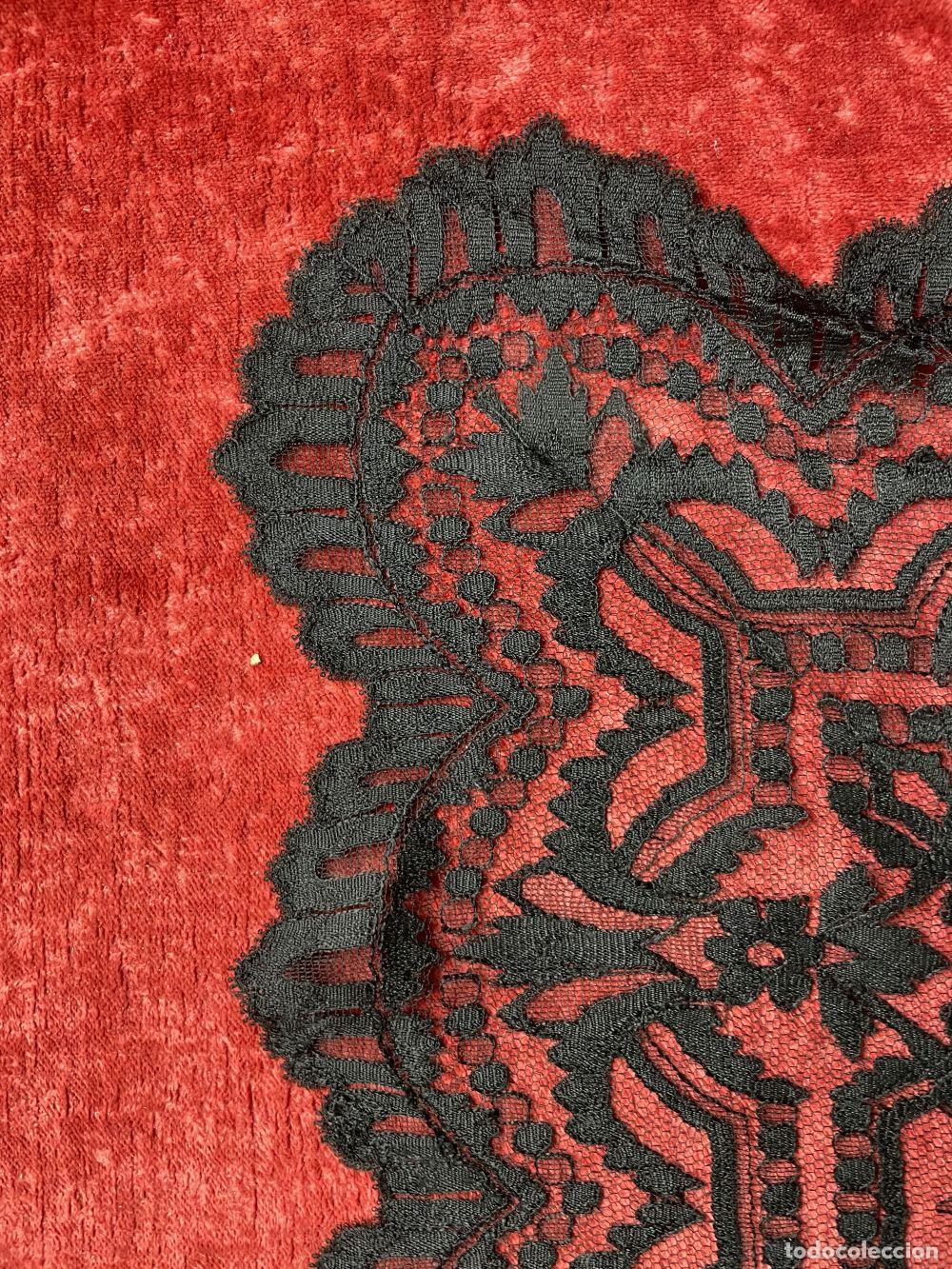 Antig&uuml;edades: MANTILLA RECTANGULAR. BORDADA A MANO. ESPA&Ntilde;A. SIGLO XIX - Foto 22