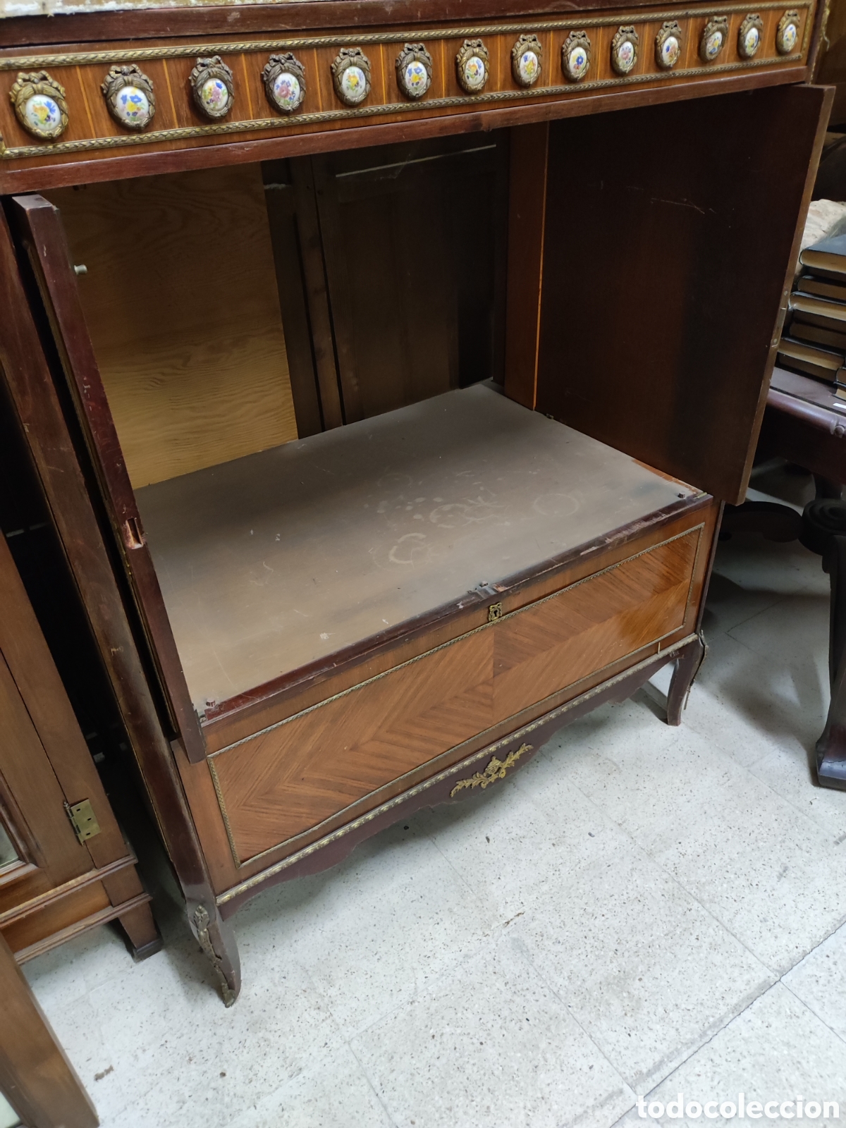 Antig&uuml;edades: Mueble estilo franc&eacute;s - Foto 6