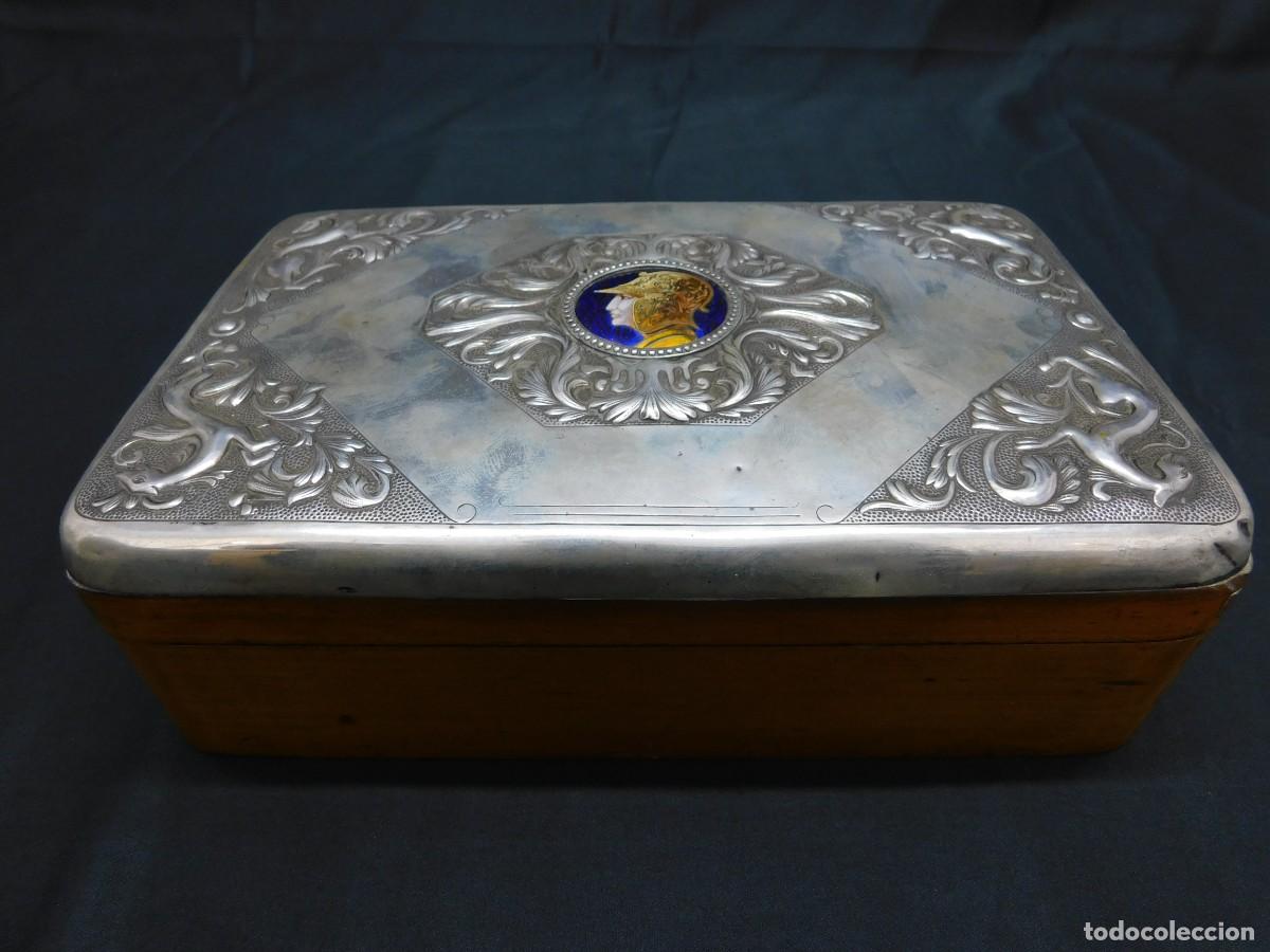 Antig&uuml;edades: Caja Puros Madera y Plata - Foto 2