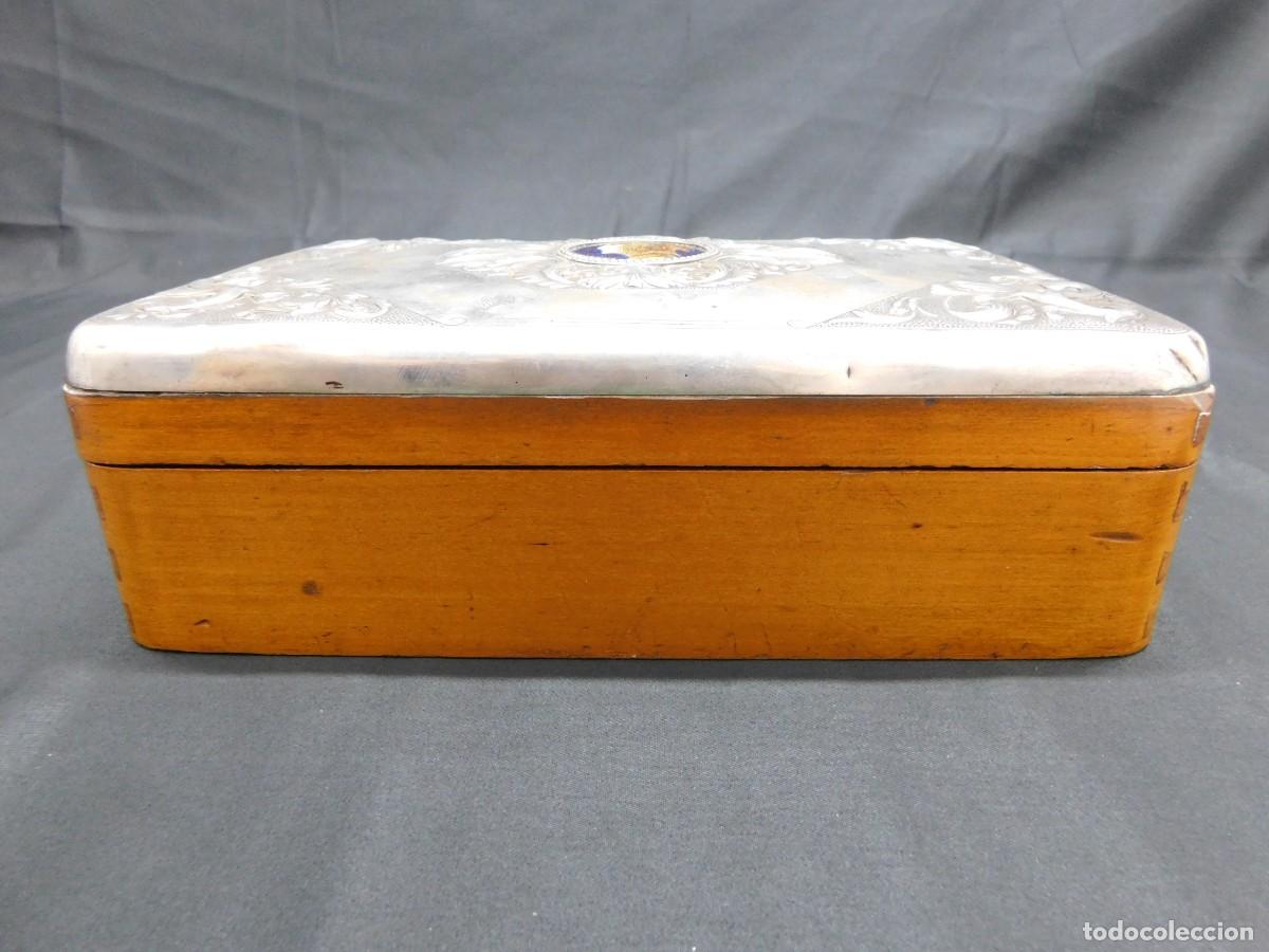 Antig&uuml;edades: Caja Puros Madera y Plata - Foto 3