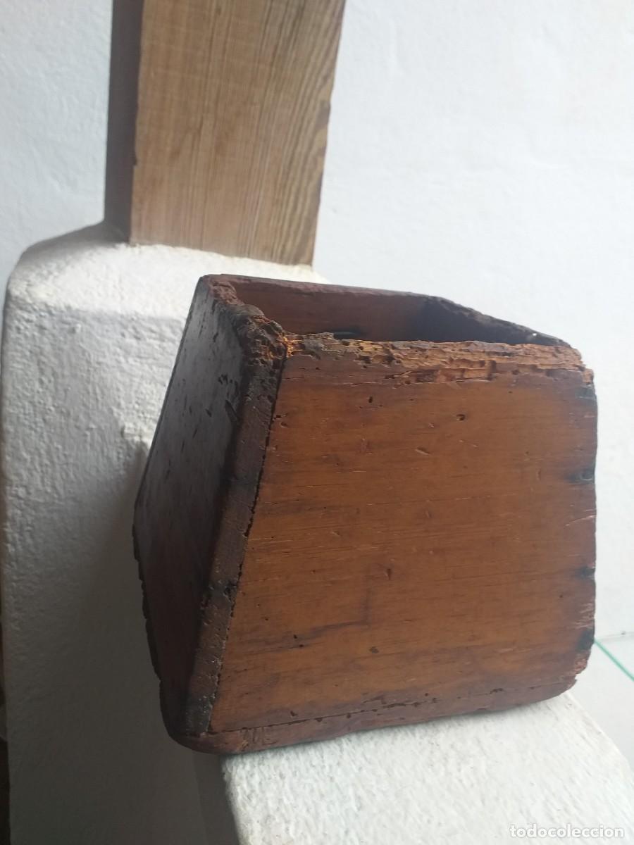 Antig&uuml;edades: Almud. Antigua medida de grano. - Foto 6