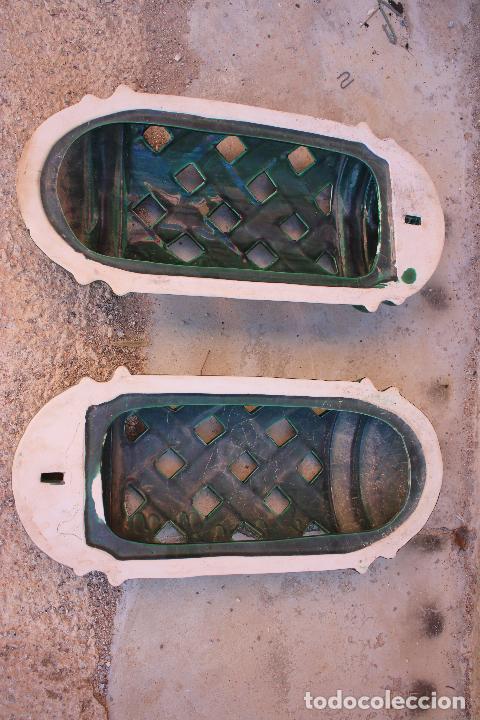 Antig&uuml;edades: 2 apliques de ceramica - Foto 2