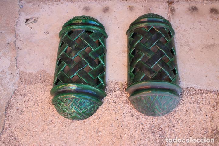 Antig&uuml;edades: 2 apliques de ceramica - Foto 3