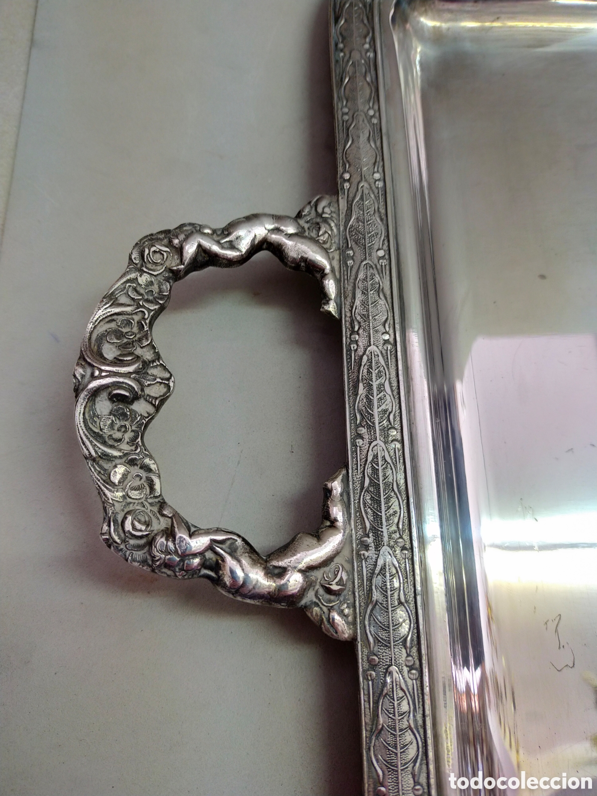 Antig&uuml;edades: BANDEJA CON 2 ASAS EN METAL PLATEADO. - Foto 3
