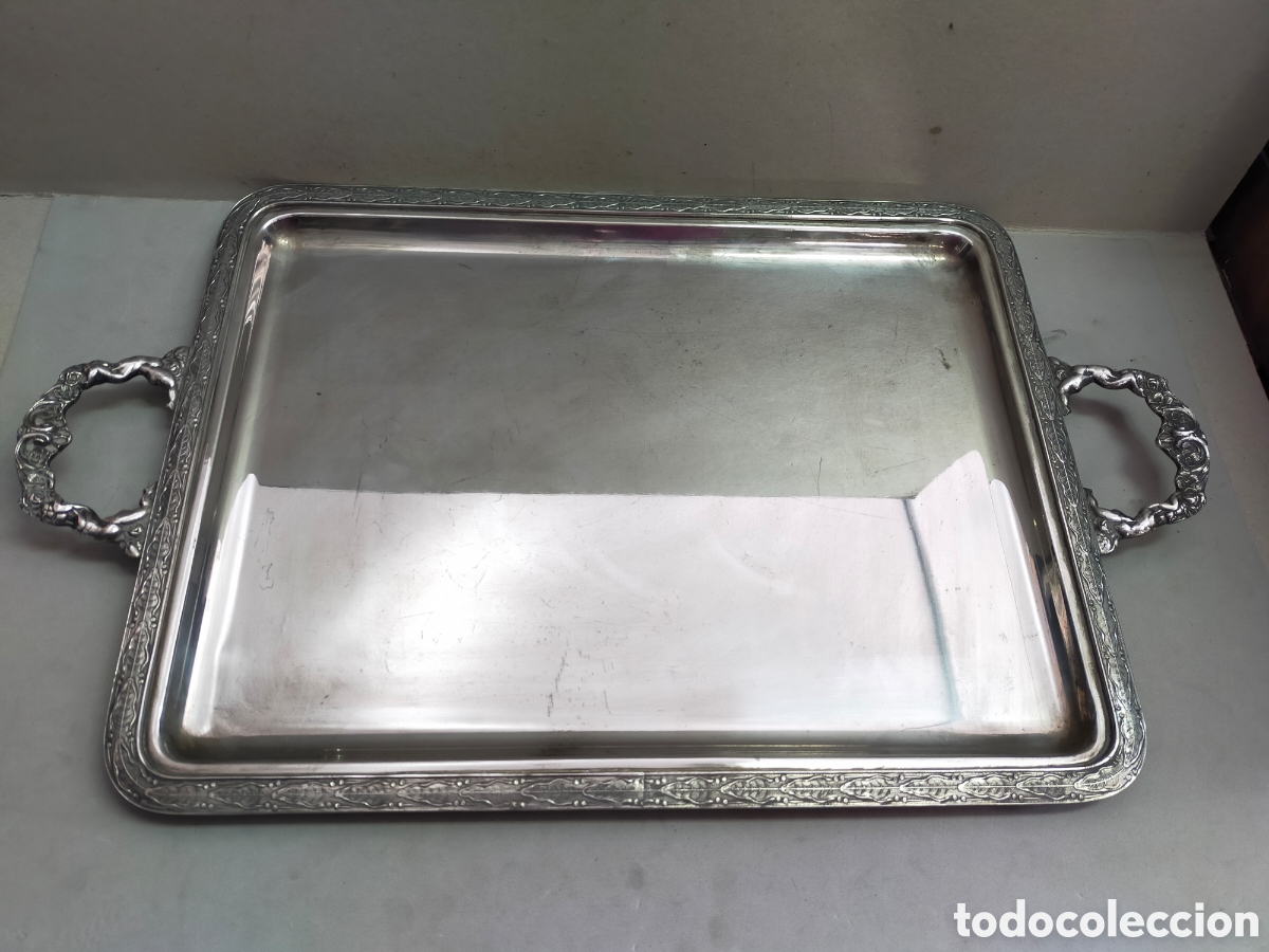 Antig&uuml;edades: BANDEJA CON 2 ASAS EN METAL PLATEADO. - Foto 1