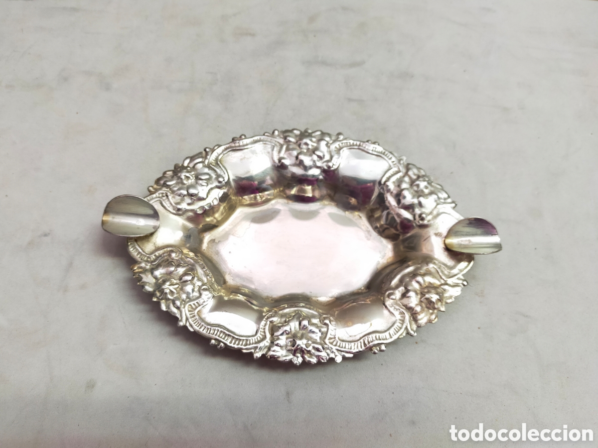 Antig&uuml;edades: CENICERO EN METAL PLATEADO. - Foto 2