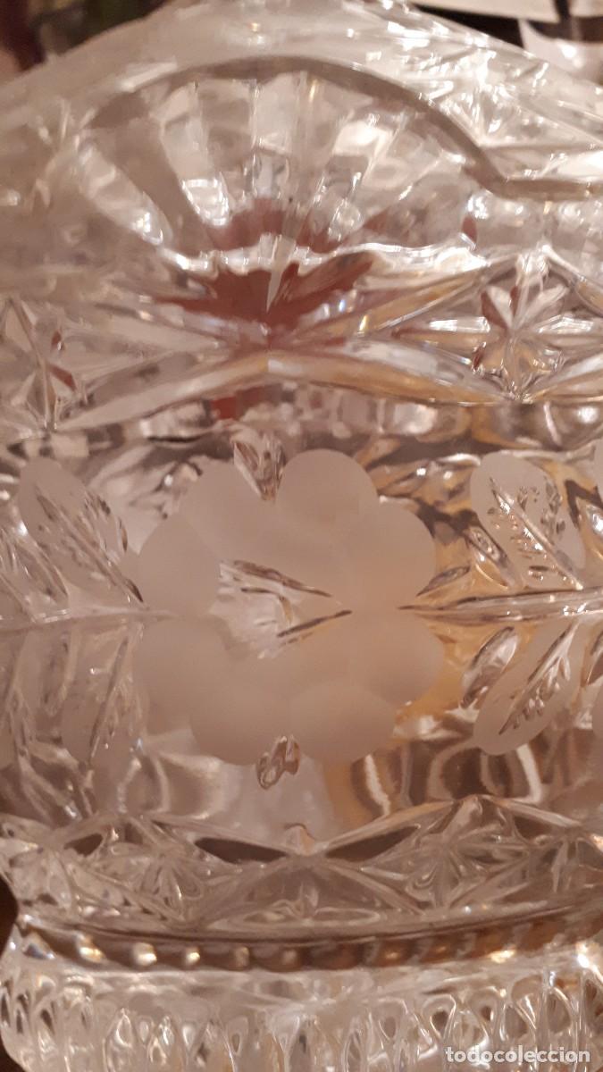 Antig&uuml;edades: Bombonera de cristal tallado - Foto 8