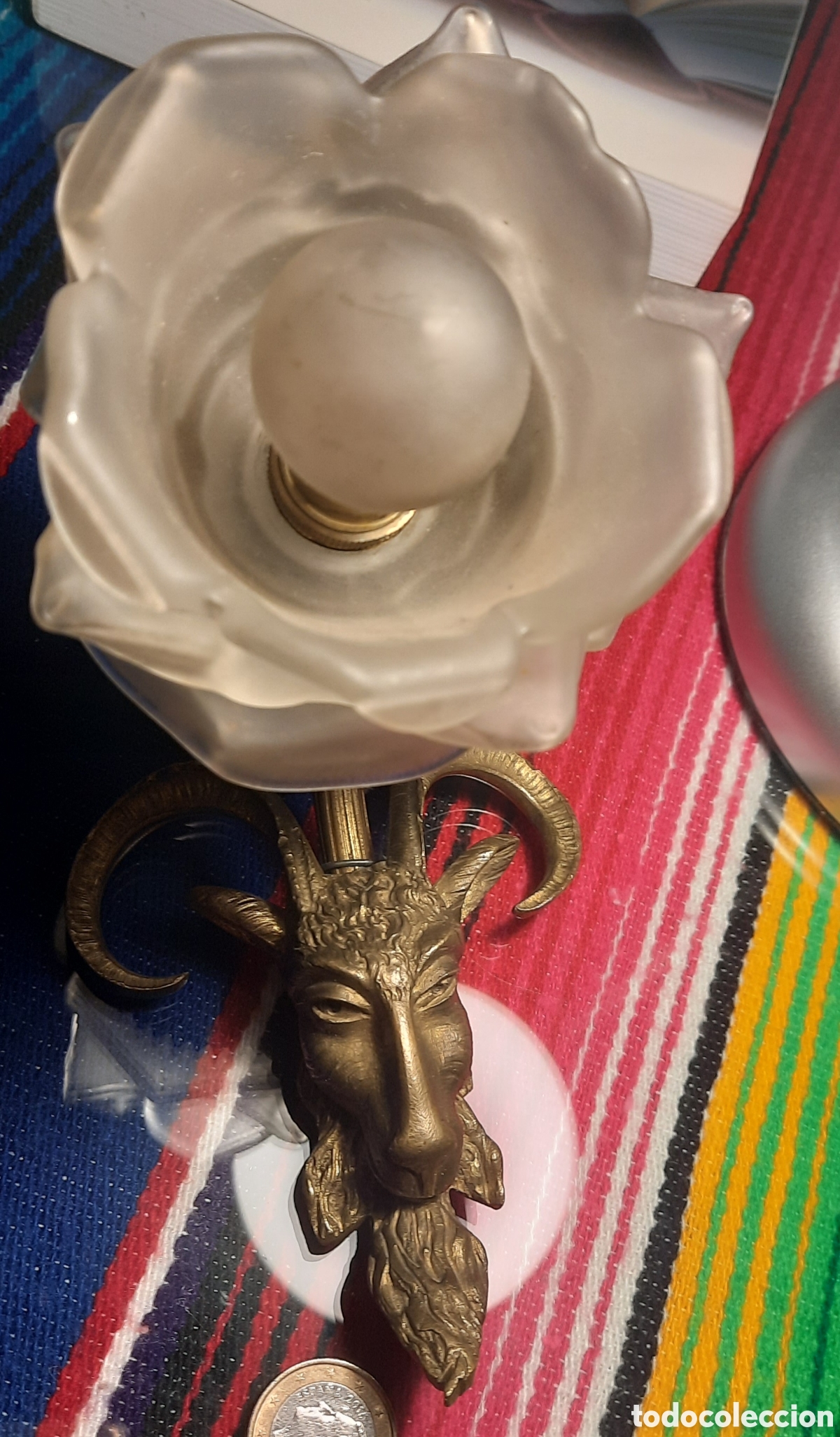 Antig&uuml;edades: Peque&ntilde;o aplique con tulipa de rosa - Foto 5