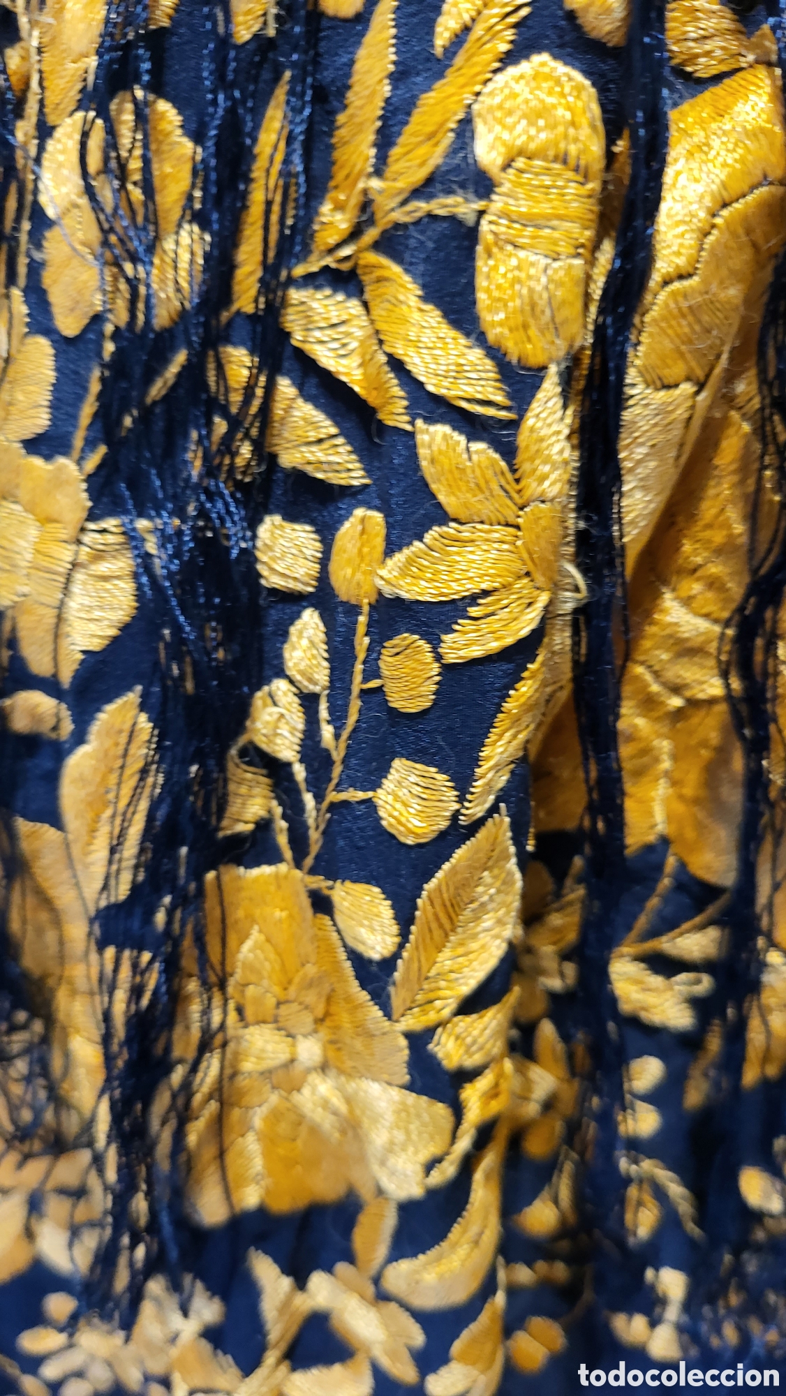 Antig&uuml;edades: MANTON DE MANILA SOBRE VESTIDO - Foto 3