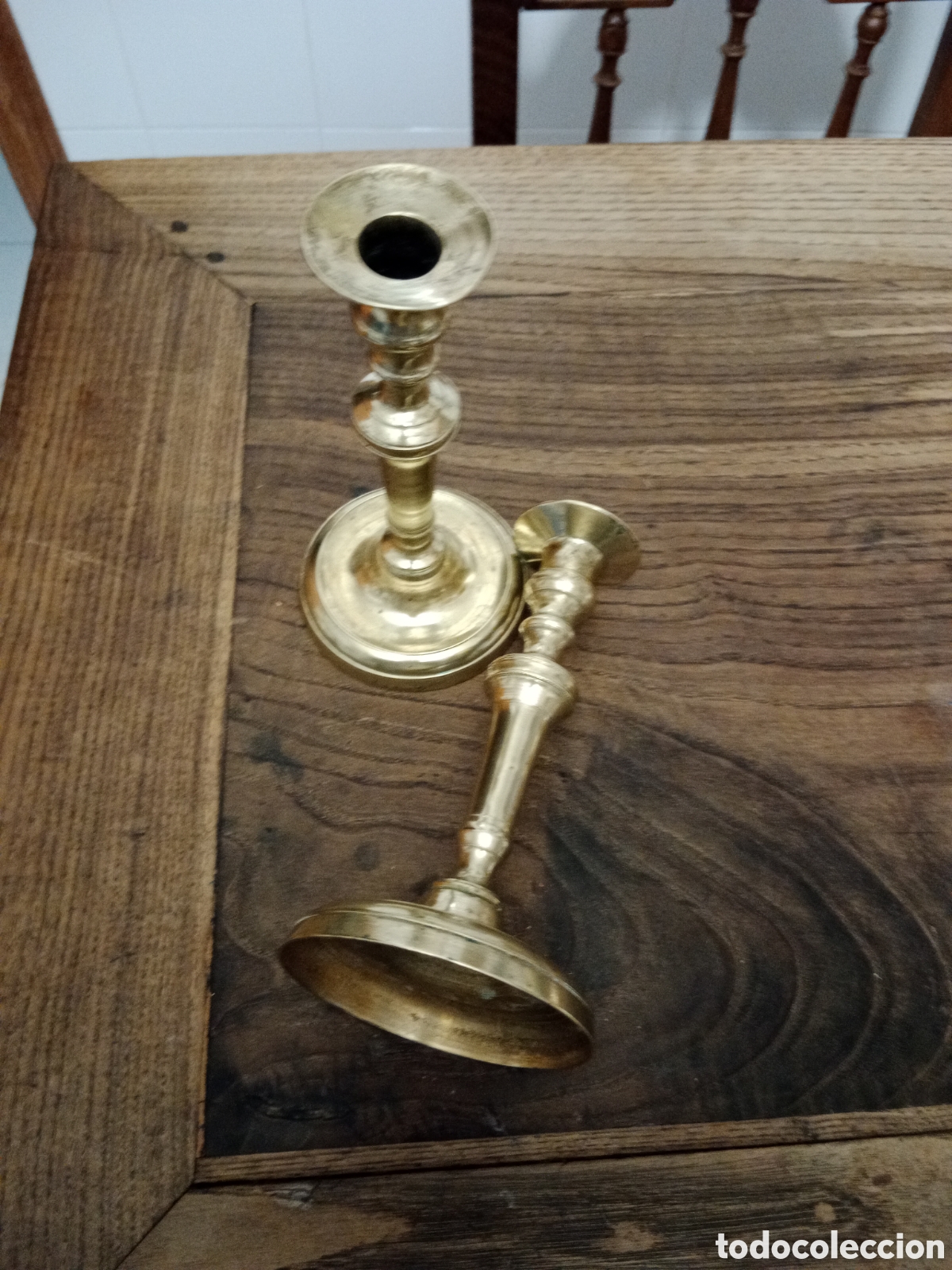 Antig&uuml;edades: Pareja de Candelabros de bronce - Foto 1