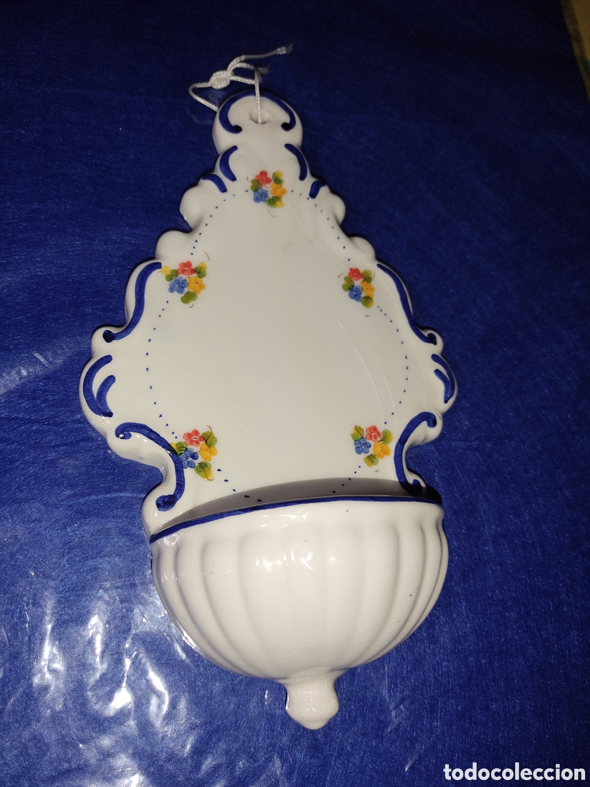 Antig&uuml;edades: Benditera de cer&aacute;mica. - Foto 3