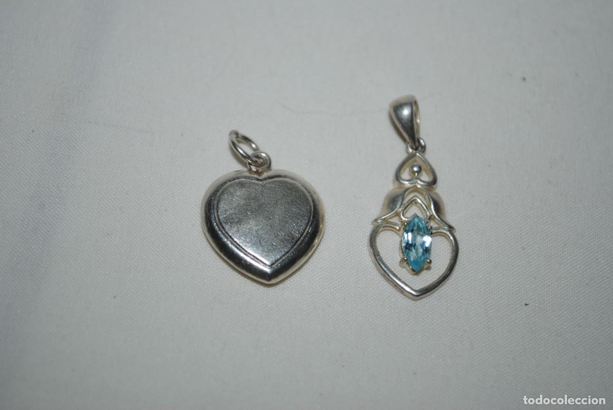 Antig&uuml;edades: COLGANTE DE PLATA EN FORMA DE CORAZON Y OTRO - Foto 1