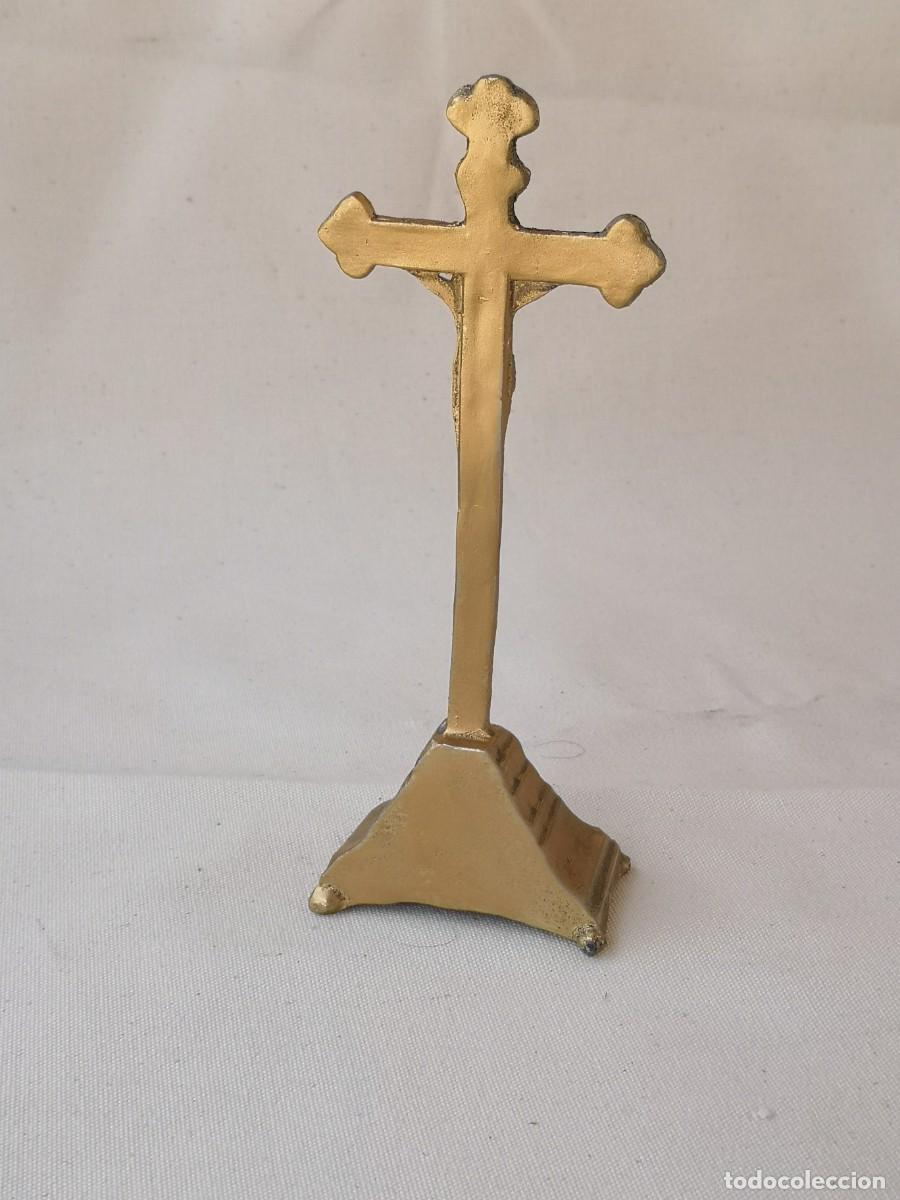 Antig&uuml;edades: CRUZ DE ALTAR EN BRONCE. - Foto 2