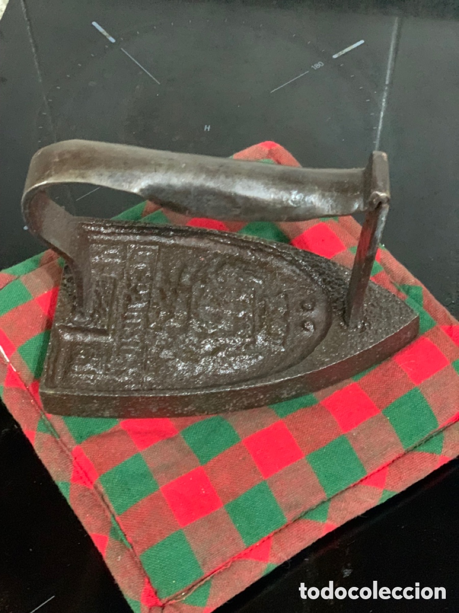 Antig&uuml;edades: Plancha de hierro antigua - Foto 2