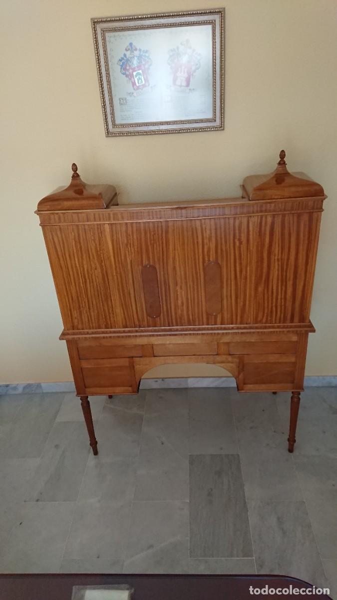Antig&uuml;edades: Secreter - Foto 4