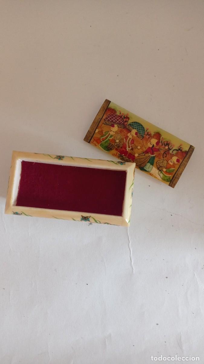 Antig&uuml;edades: Caja turca de hueso - Foto 3