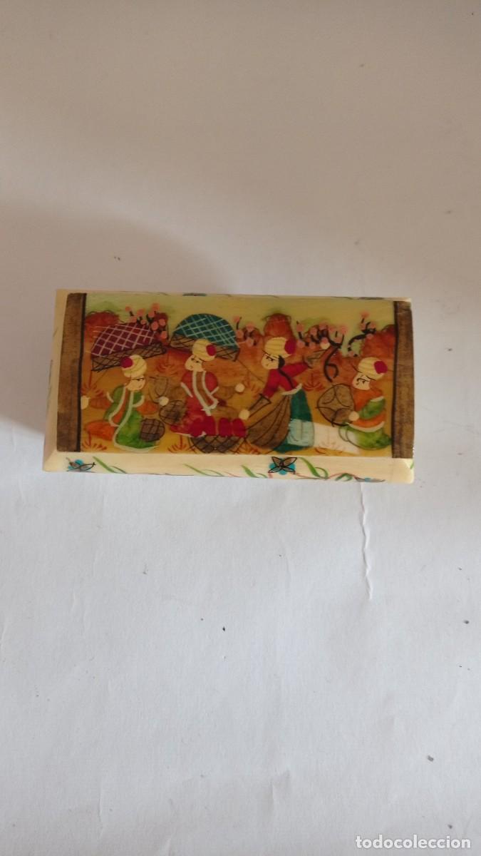 Antig&uuml;edades: Caja turca de hueso - Foto 7