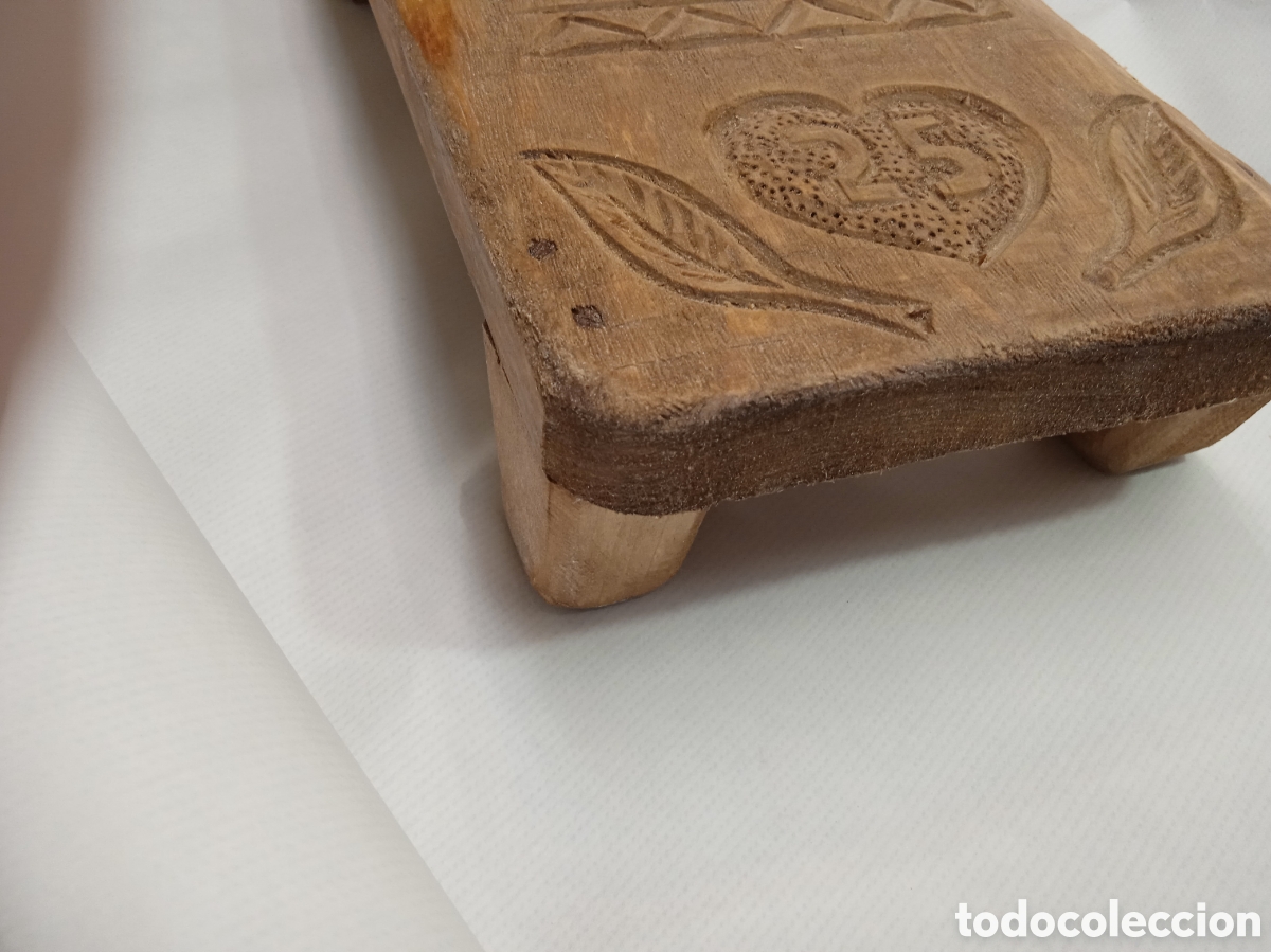 Antig&uuml;edades: Tabla de cocina tallada - Foto 7
