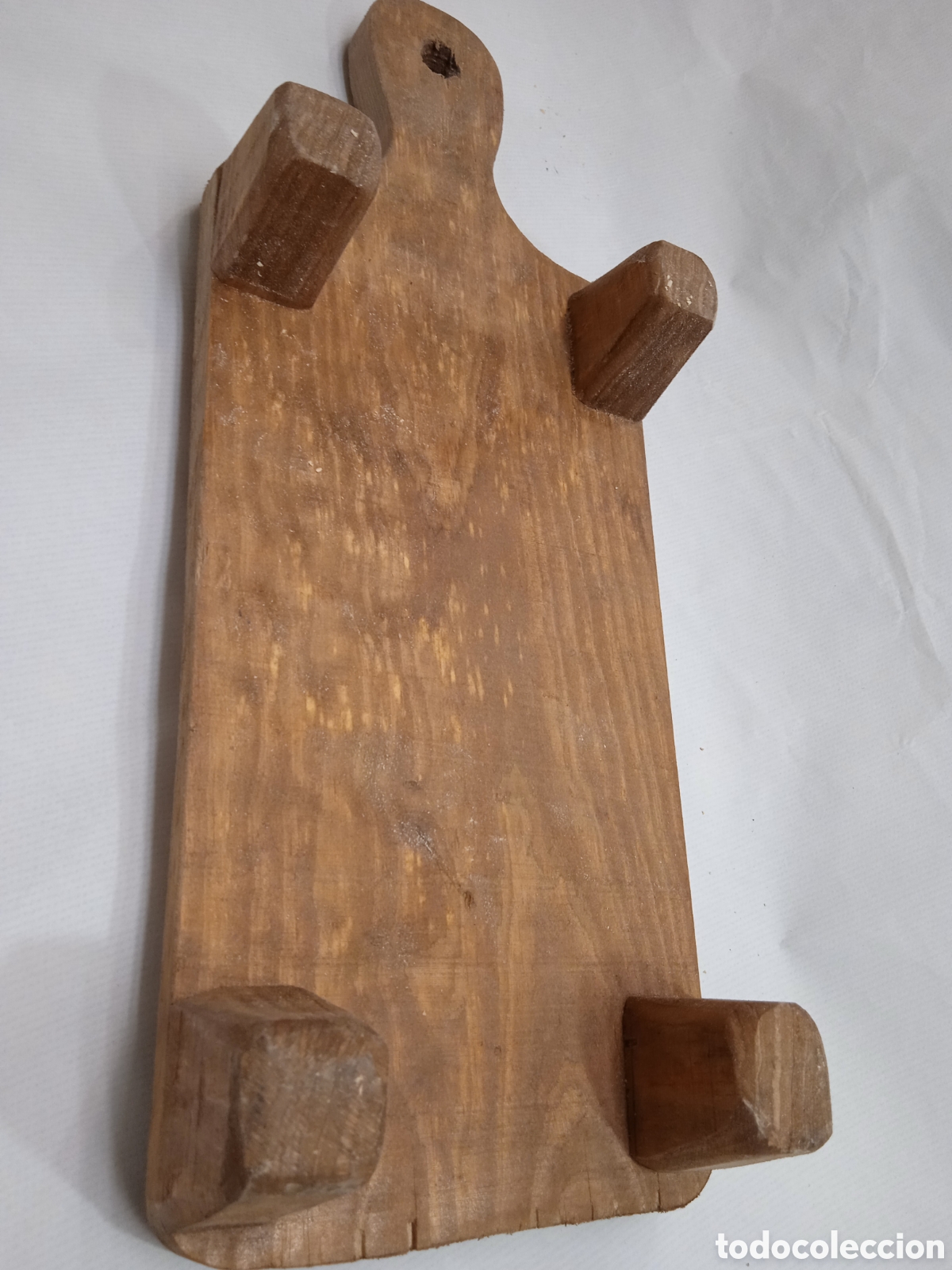 Antig&uuml;edades: Tabla de cocina tallada - Foto 12
