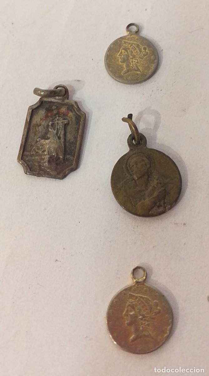 Antig&uuml;edades: Rosario y medallas - Foto 5