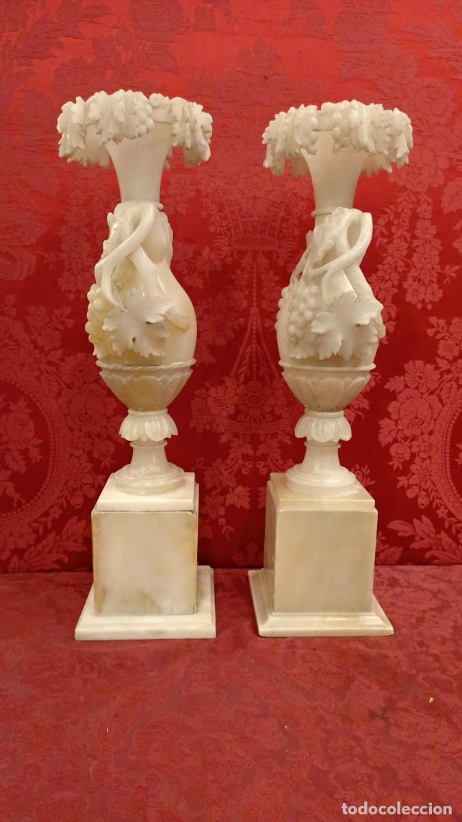 Antig&uuml;edades: Talla m&aacute;rmol de Carrara pareja de jarrones - Foto 9