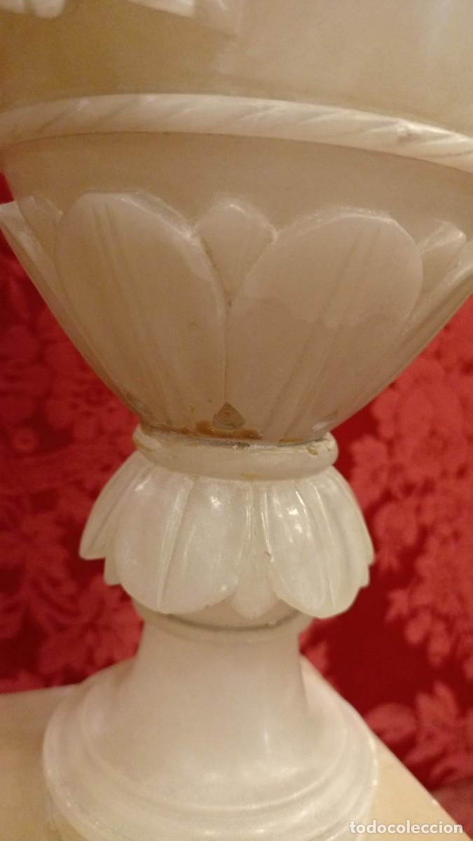 Antig&uuml;edades: Talla m&aacute;rmol de Carrara pareja de jarrones - Foto 15