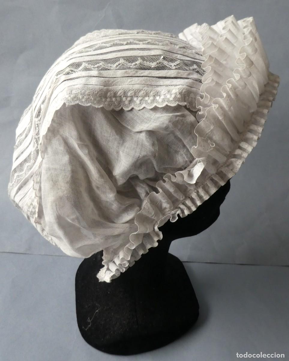 Antig&uuml;edades: ANTIGUO GORRO DE ENCAJE S. XIX - Foto 1