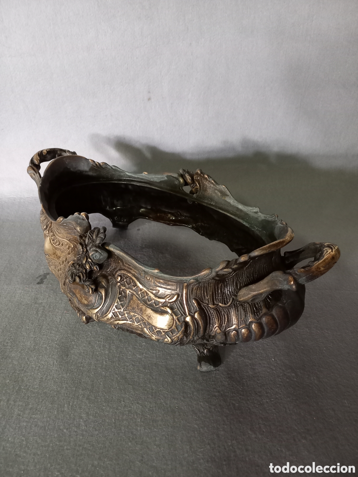 Antig&uuml;edades: Gran centro de mesa de bronce - Foto 2