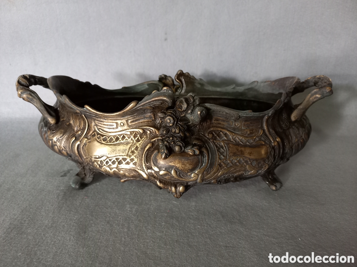 Antig&uuml;edades: Gran centro de mesa de bronce - Foto 1