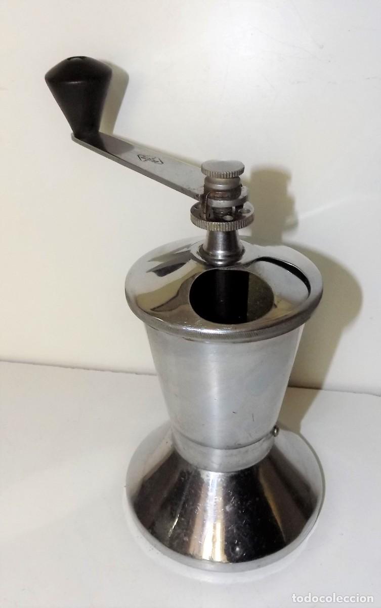 Antig&uuml;edades: MOLINILLO DE CAF&Eacute; MARCA BREVETTI. ITALIA. CA. 1930/1950