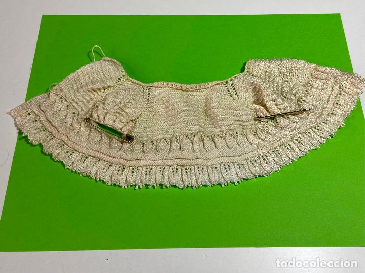Antig&uuml;edades: 110-Jersey beb&eacute; de ganchilo, antiguo. - Foto 1