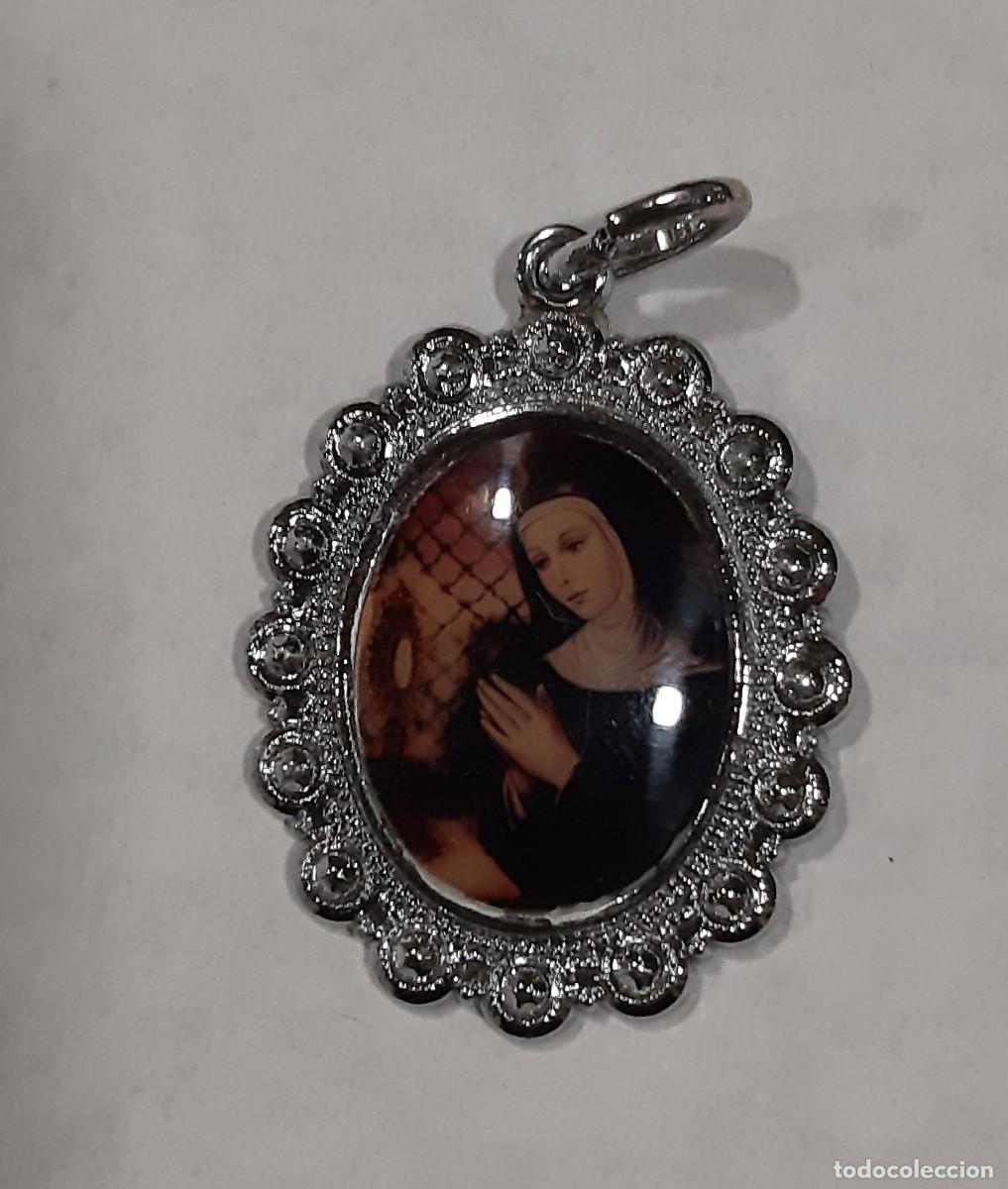 Antig&uuml;edades: MEDALLA VIRGEN REZANDO - Foto 1