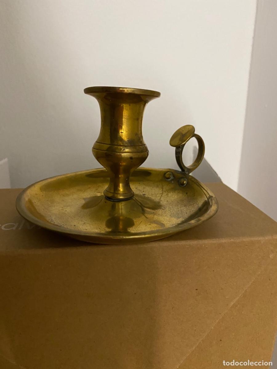 Antig&uuml;edades: Candelabro antiguo de bronce - Foto 1
