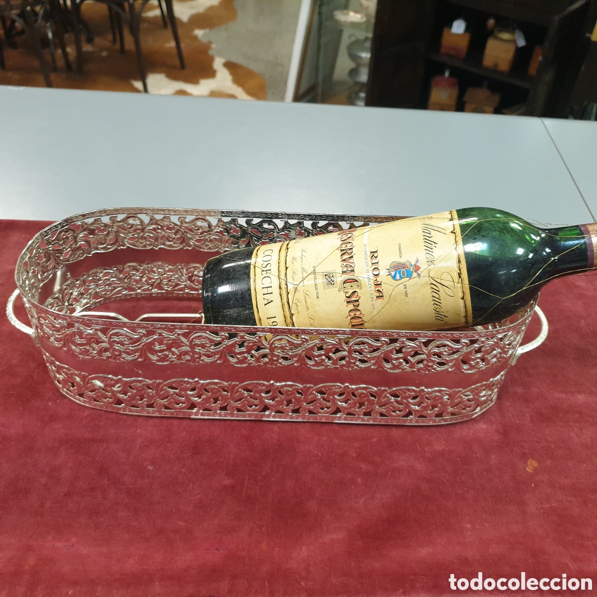 Antig&uuml;edades: Precioso presentador de botella en mesa - Foto 4