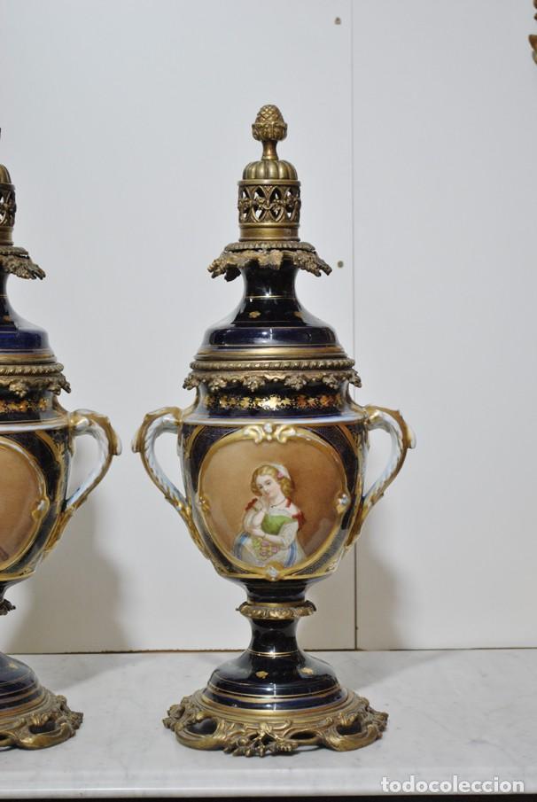 Antig&uuml;edades: JARRONES PORCELANA AZUL COBALTO - Foto 3
