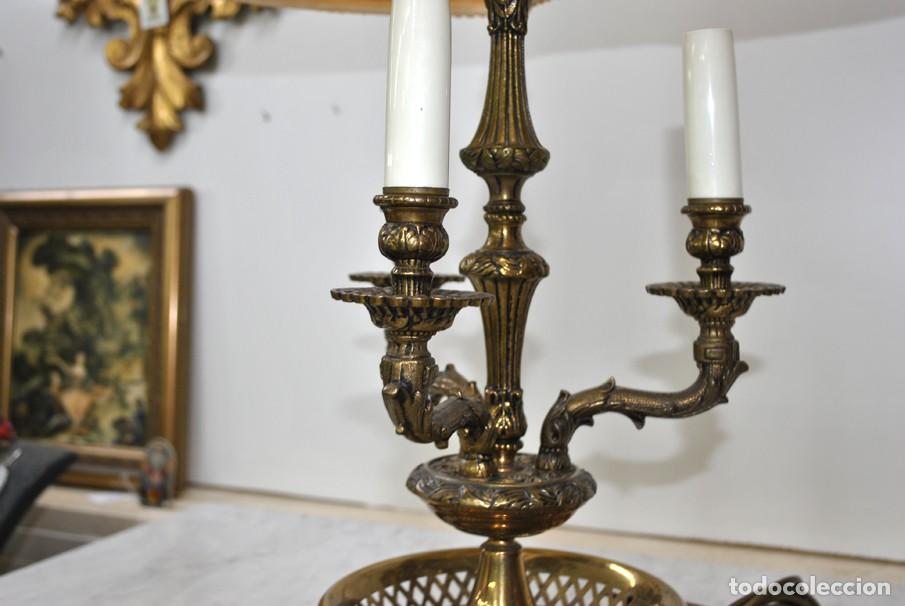 Antig&uuml;edades: ANTIGUA L&Aacute;MPARA DE MESA CON PIE DE BRONCE - Foto 5