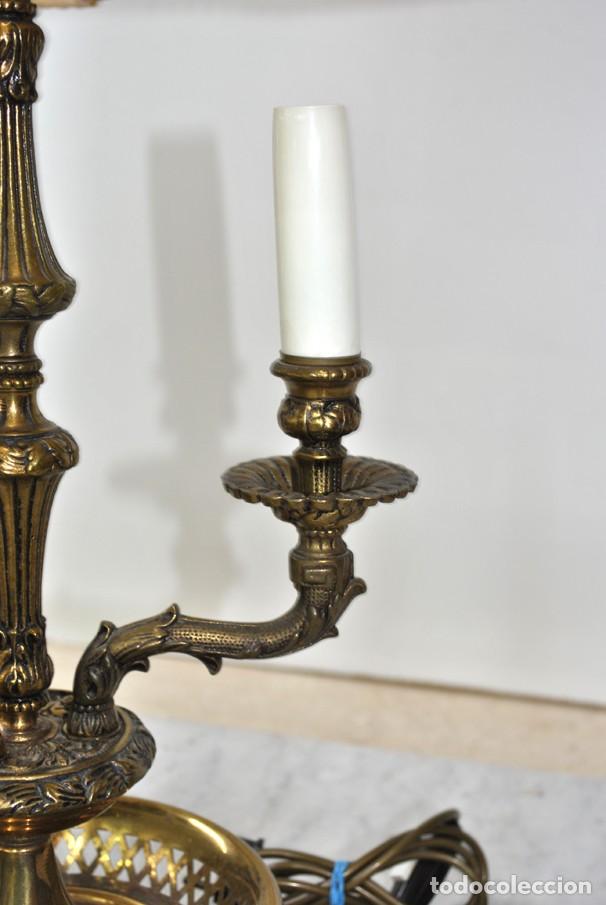 Antig&uuml;edades: ANTIGUA L&Aacute;MPARA DE MESA CON PIE DE BRONCE - Foto 6