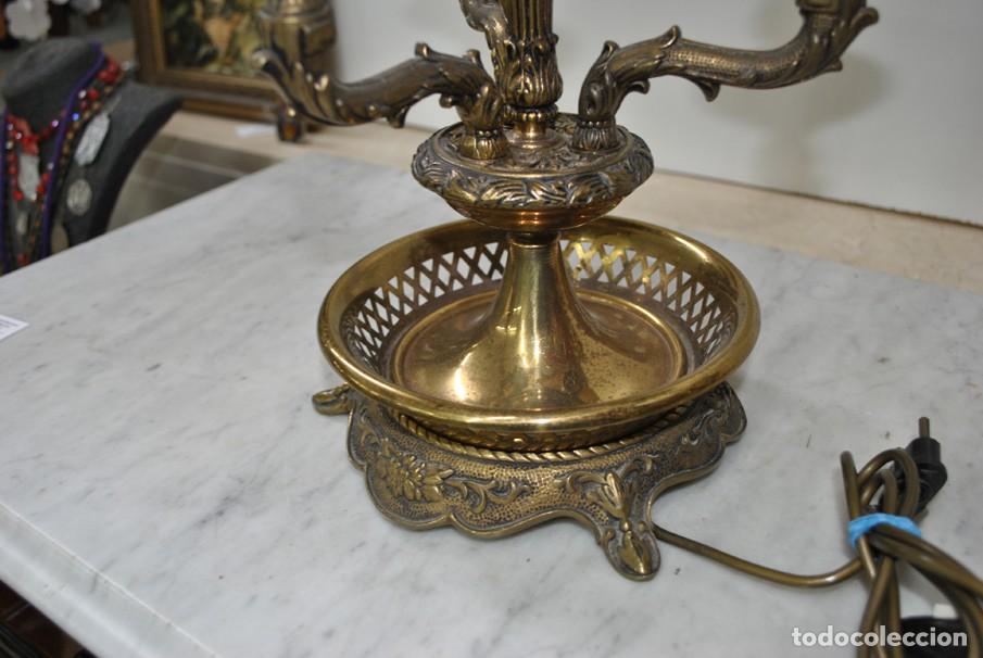 Antig&uuml;edades: ANTIGUA L&Aacute;MPARA DE MESA CON PIE DE BRONCE - Foto 7