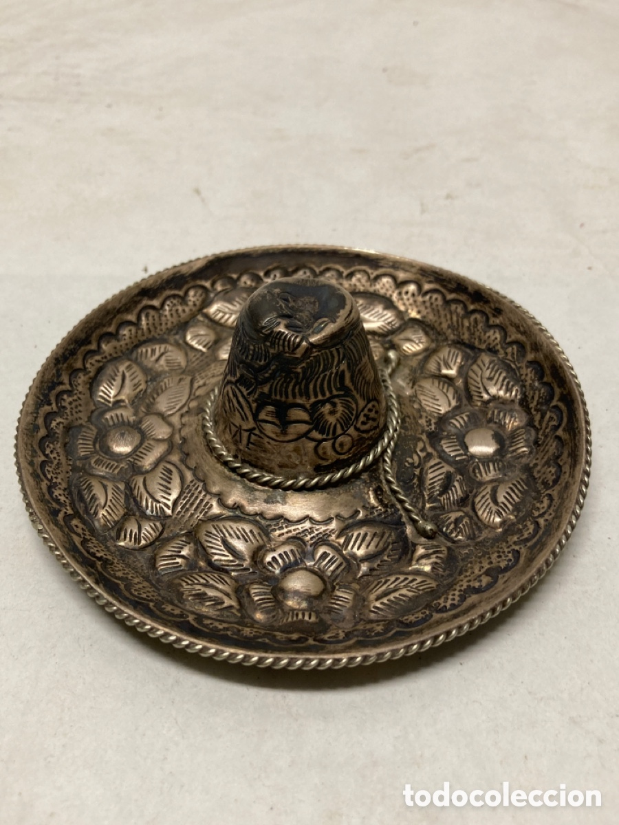 Antig&uuml;edades: Sombrero de plata - Foto 1