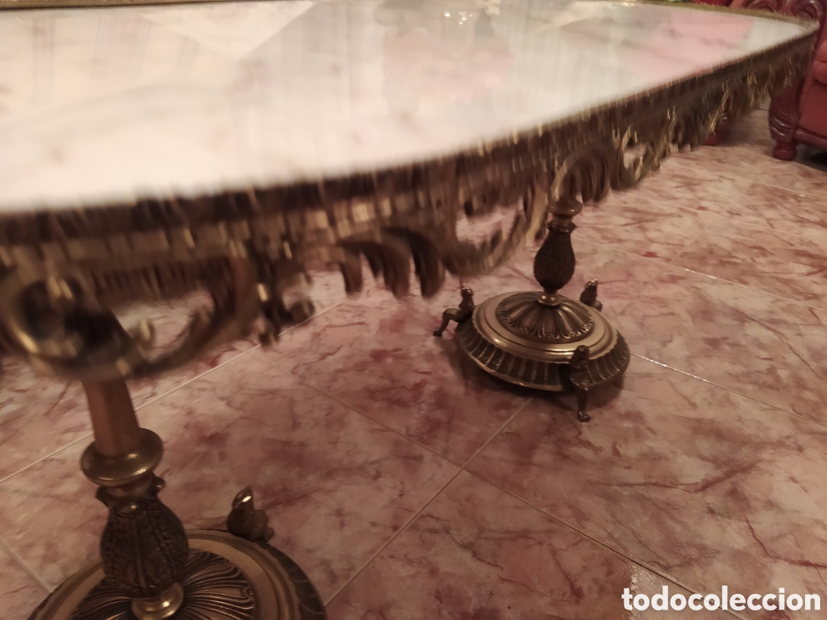 Antig&uuml;edades: Magn&iacute;fica mesa de bronce y m&aacute;rmol - Foto 2