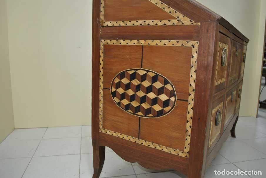 Antig&uuml;edades: C&Oacute;MODA ANTIGUA DE MADERA Y MARQUETER&Iacute;A - Foto 13