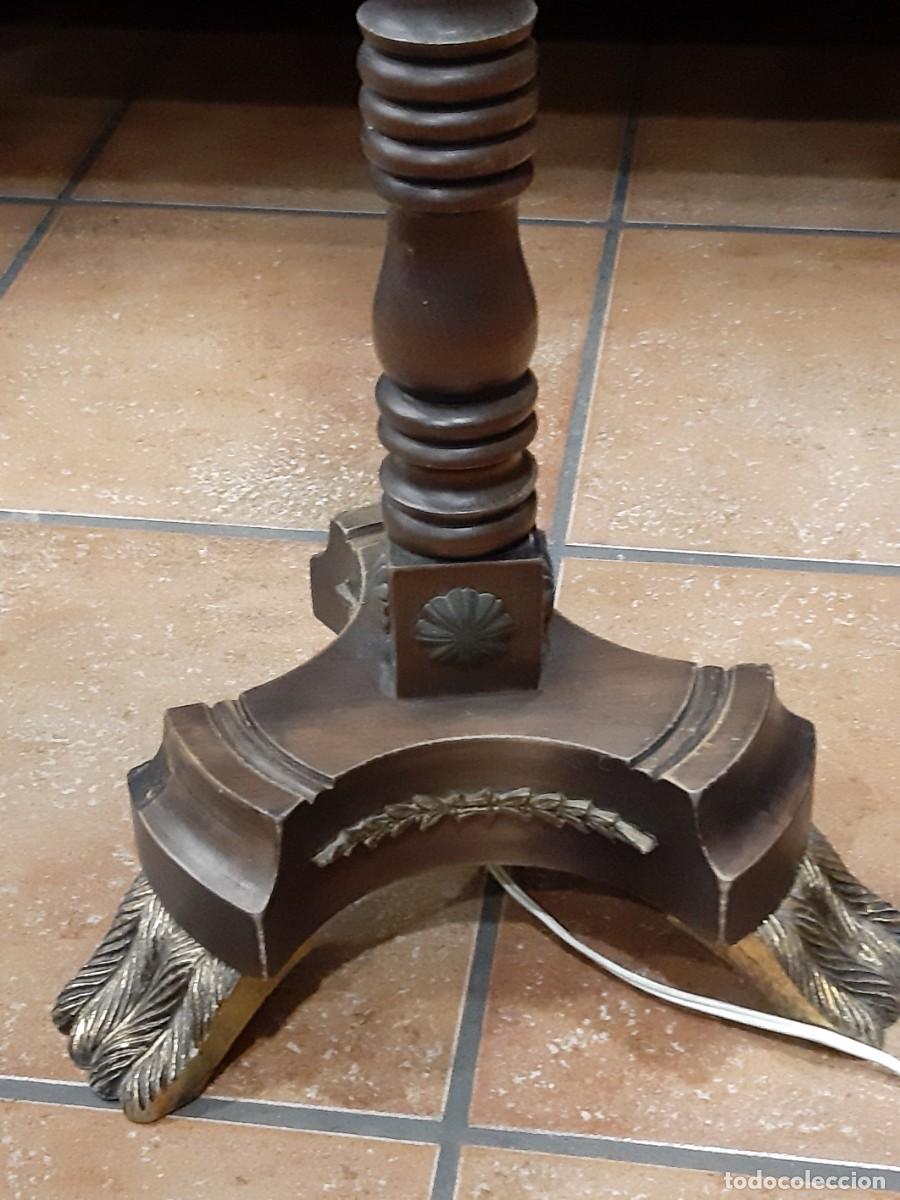Antig&uuml;edades: L&Aacute;MPARA DE PIE MADERA BRONCES - Foto 8
