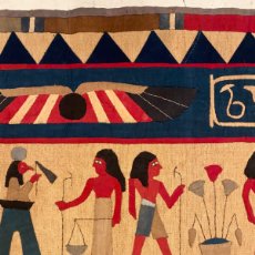 Antigüedades: EGIPTO TAPIZ CON JEROGLÍFICOS ANTIGUO ECHÓ A MANO. Lote 375159284