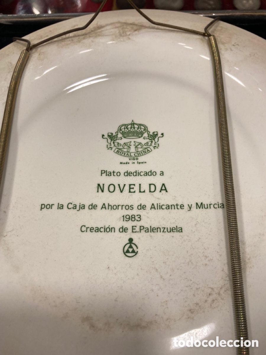 Antig&uuml;edades: Plato dedicado a Novelda E.Palenzuela - Foto 3