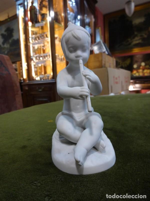 Antig&uuml;edades: figura querubin, musico Bidasoa.REF-3969 - Foto 1