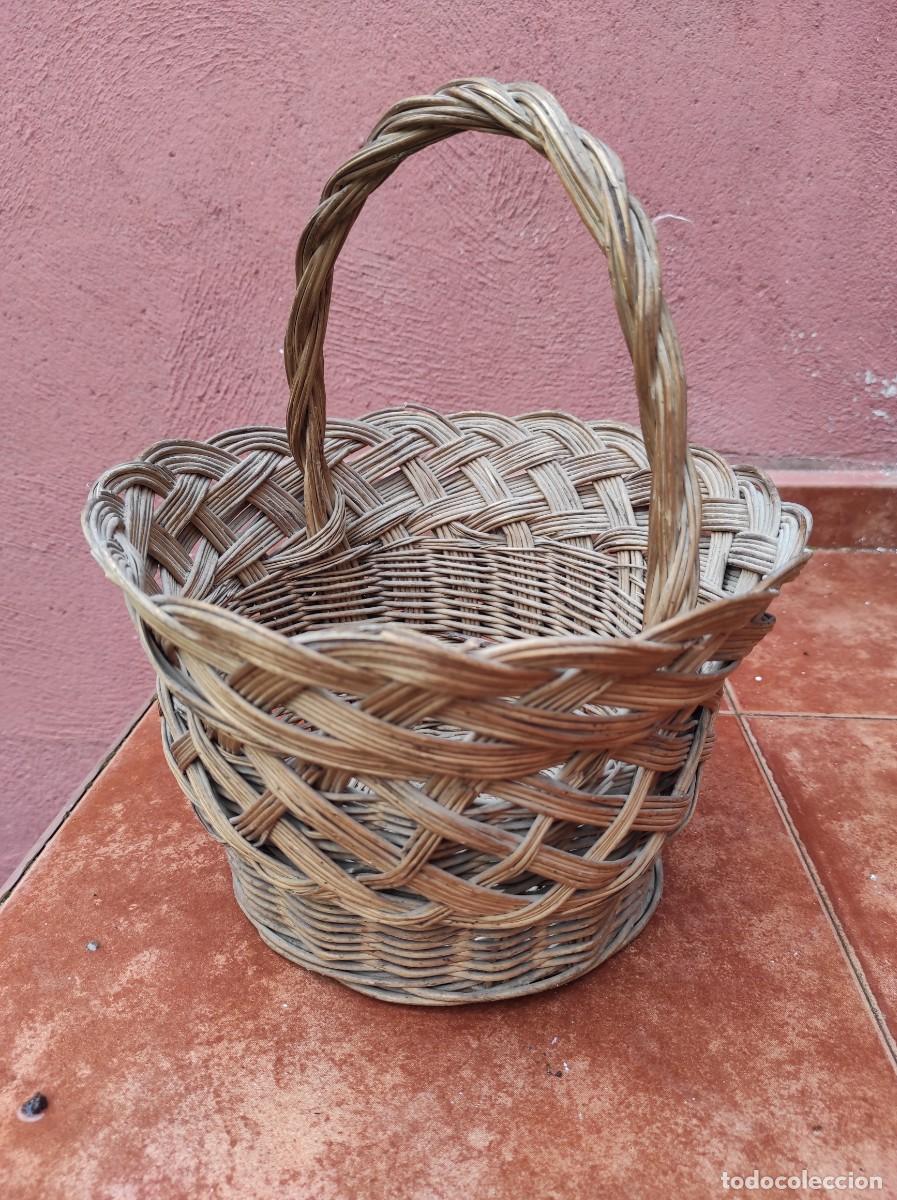 Antig&uuml;edades: CESTA DE MIMBRE ANTIGUA - Foto 1