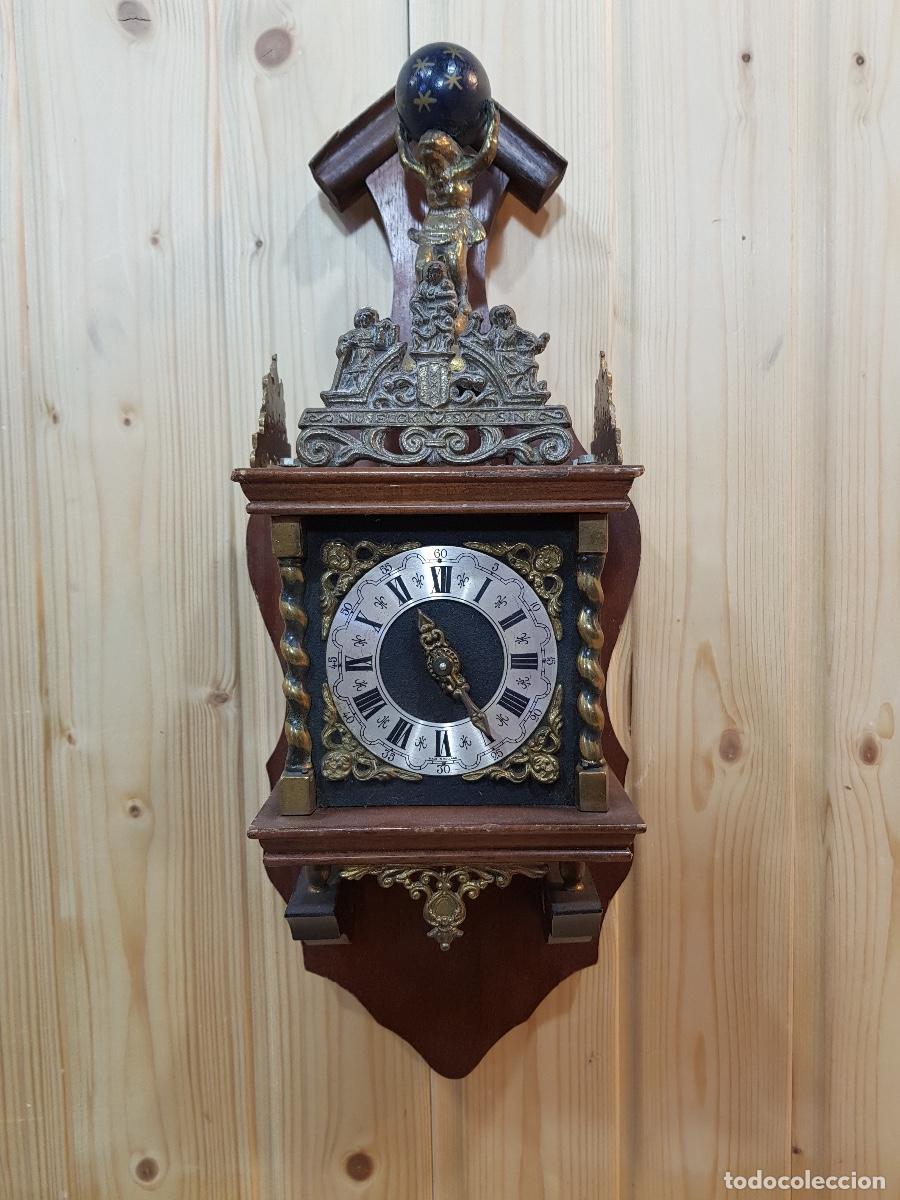 Antig&uuml;edades: RELOJ MADERA BRONCE - Foto 1